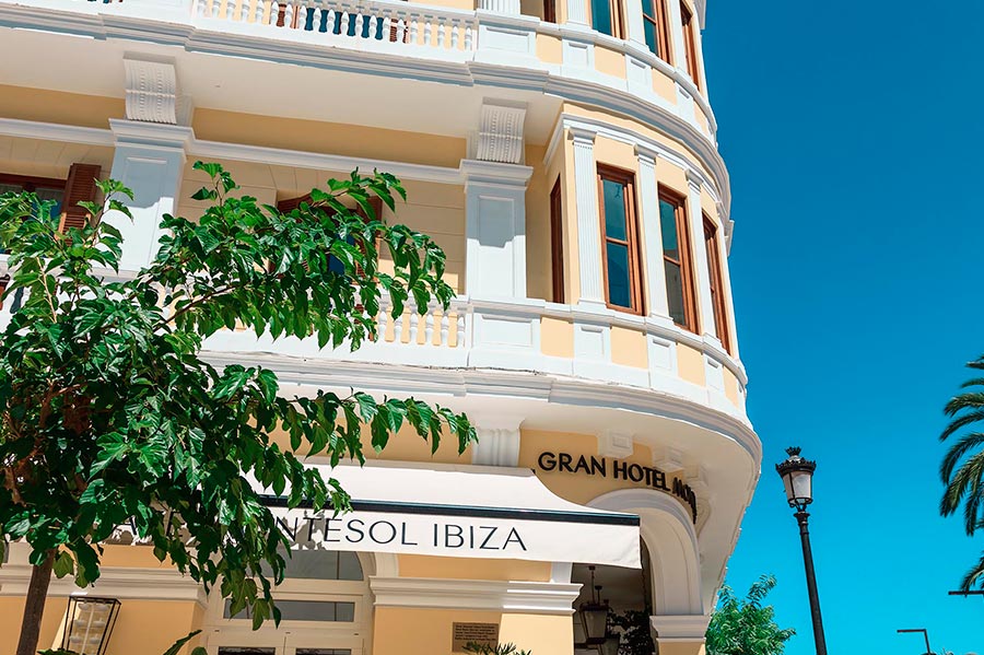 Hoteles abiertos todo el año en Ibiza