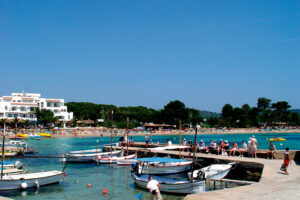 Es Canar - Ibiza Travel