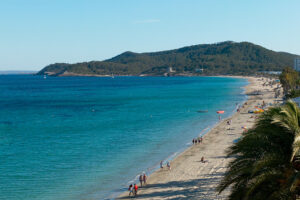 Platja d’en Bossa - Ibiza Travel