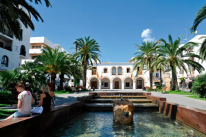 Santa Eulària des Riu - Ibiza Travel