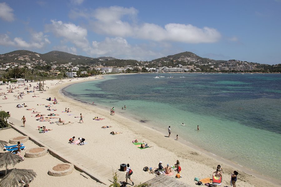 Playa Urbana De Santa Eulalia Del R O Ibiza Travel