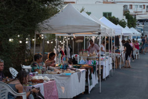 Mercado de artesanía - San Rafel - Ibiza Travel