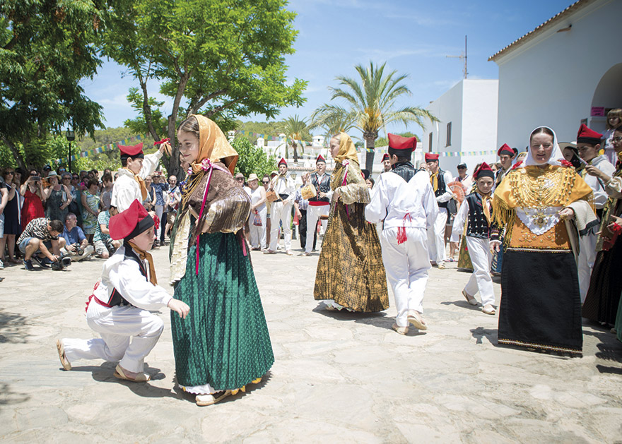 The tradition of the ball pagès, Ibiza's typical folk dance
